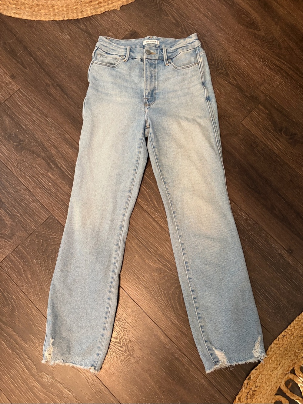 Good American Good Curve Straight Jean Distressed 2/26